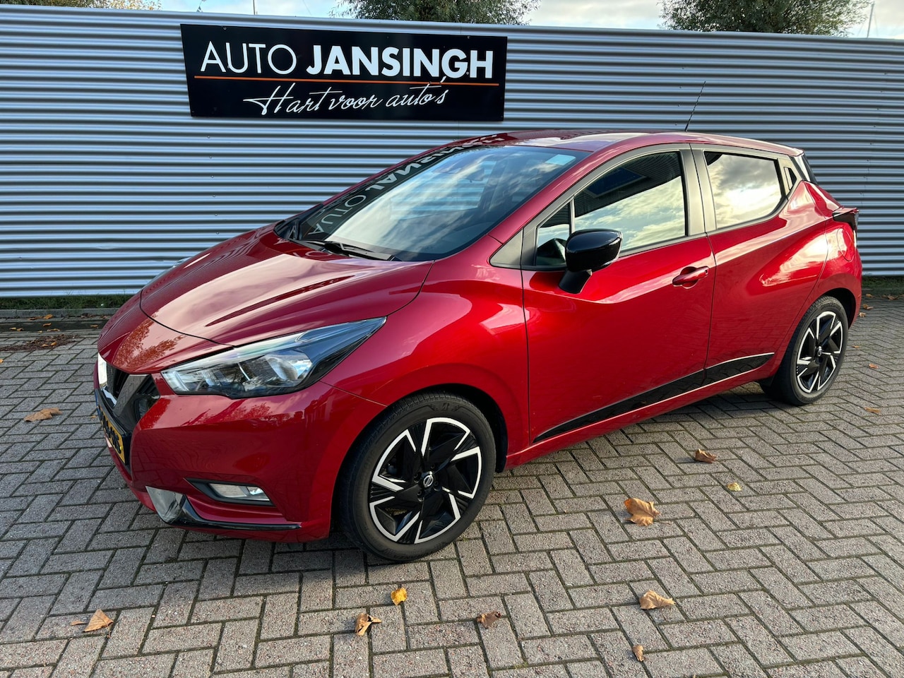 Nissan Micra - 1.0 IG-T N-Design | Airco | Navigatie | Cruise control | 1e Eigenaar | PDC achter | RIJKLA - AutoWereld.nl