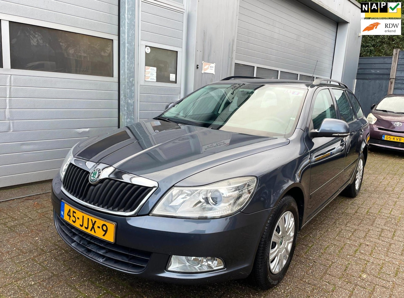 Skoda Octavia Combi - 1.4 TSI Ambition-Airco-Cruise-Trekhaak - AutoWereld.nl