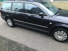 Volkswagen Passat Variant - 2.0-20V Comfortline