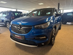 Opel Grandland X - 1.2 Turbo Innovation 18'' LMV Stoel en Stuurverwarming Lederen bekleding Elektrische achte