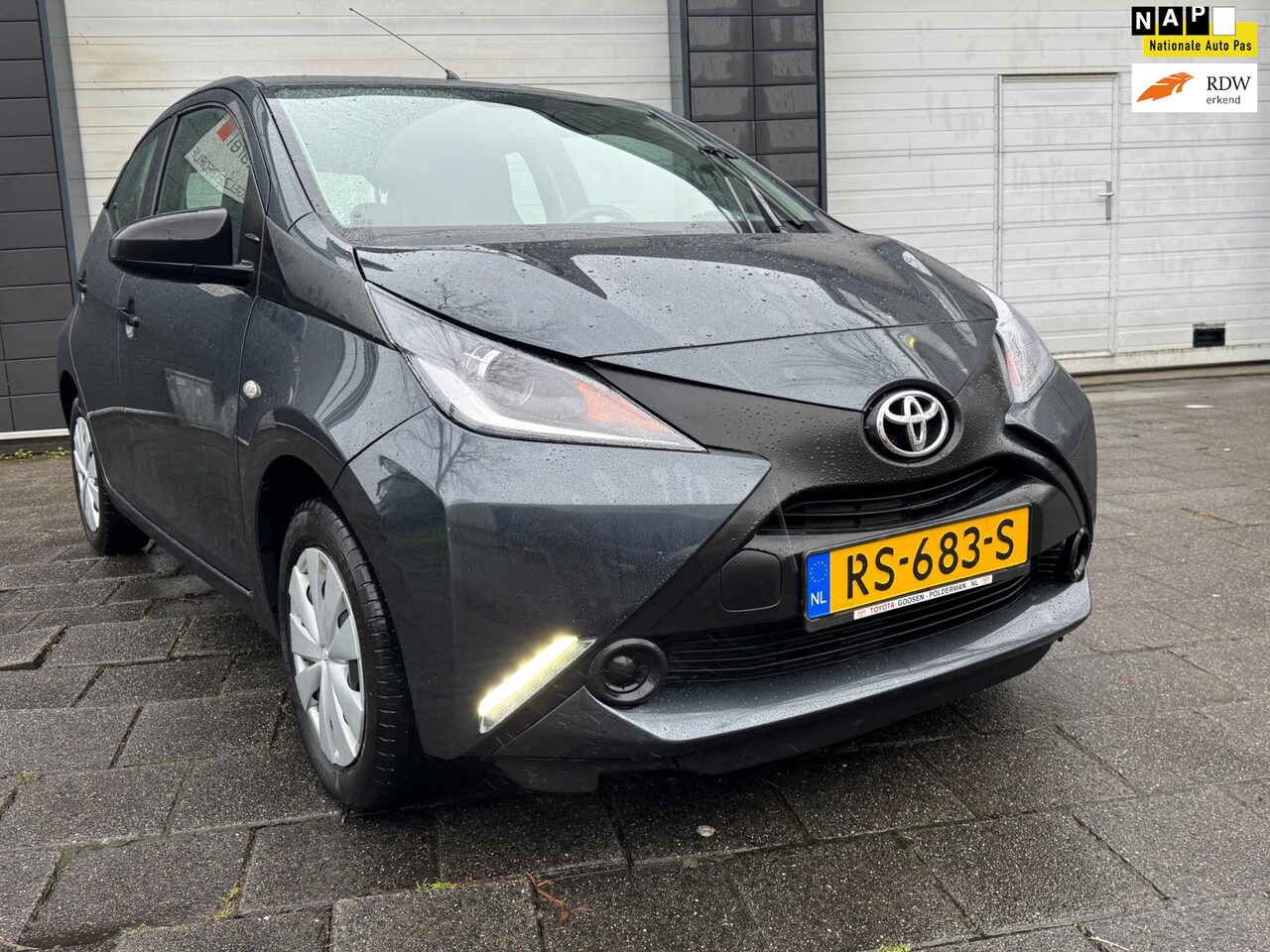 Toyota Aygo - 1.0 VVT-i x-fun NAP AIRCO - AutoWereld.nl