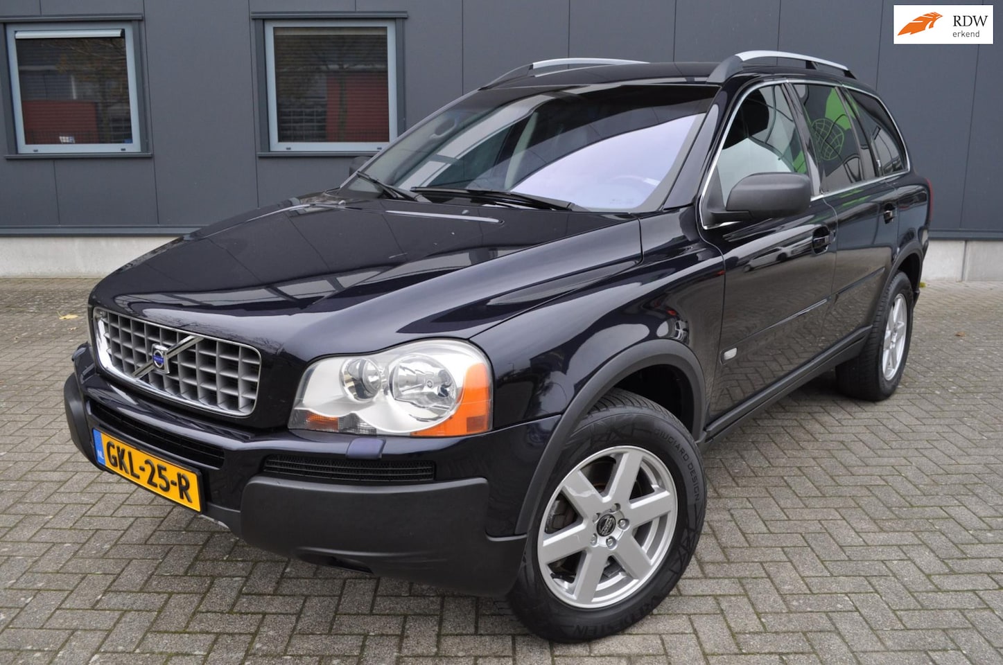 Volvo XC90 - 2.5 T Executive, netto € 13.950, bijtel vriendelijk! - AutoWereld.nl