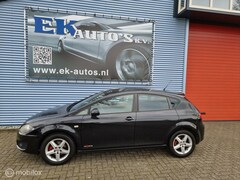 Seat Leon - 1.2 TSI Ecomotive COPA. Cruise, LM, Navi, 6-vers