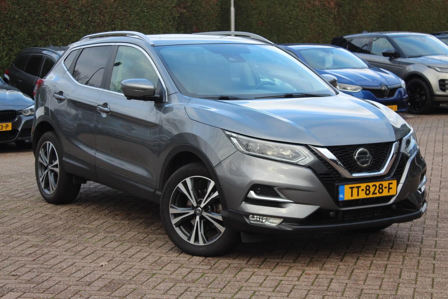 Nissan Qashqai - 1.2 Tekna / Panoramadak / 360Camera / Keyless / 18'' / Navigatie / DAB / Stoelverwarming / - AutoWereld.nl