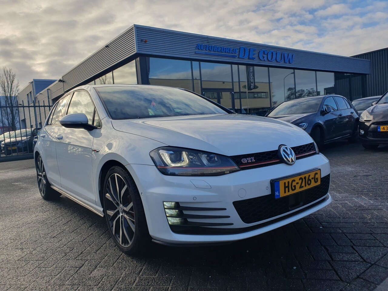 Volkswagen Golf - 2.0 TSI GTI Performance 2.0 TSI GTI Performance - AutoWereld.nl