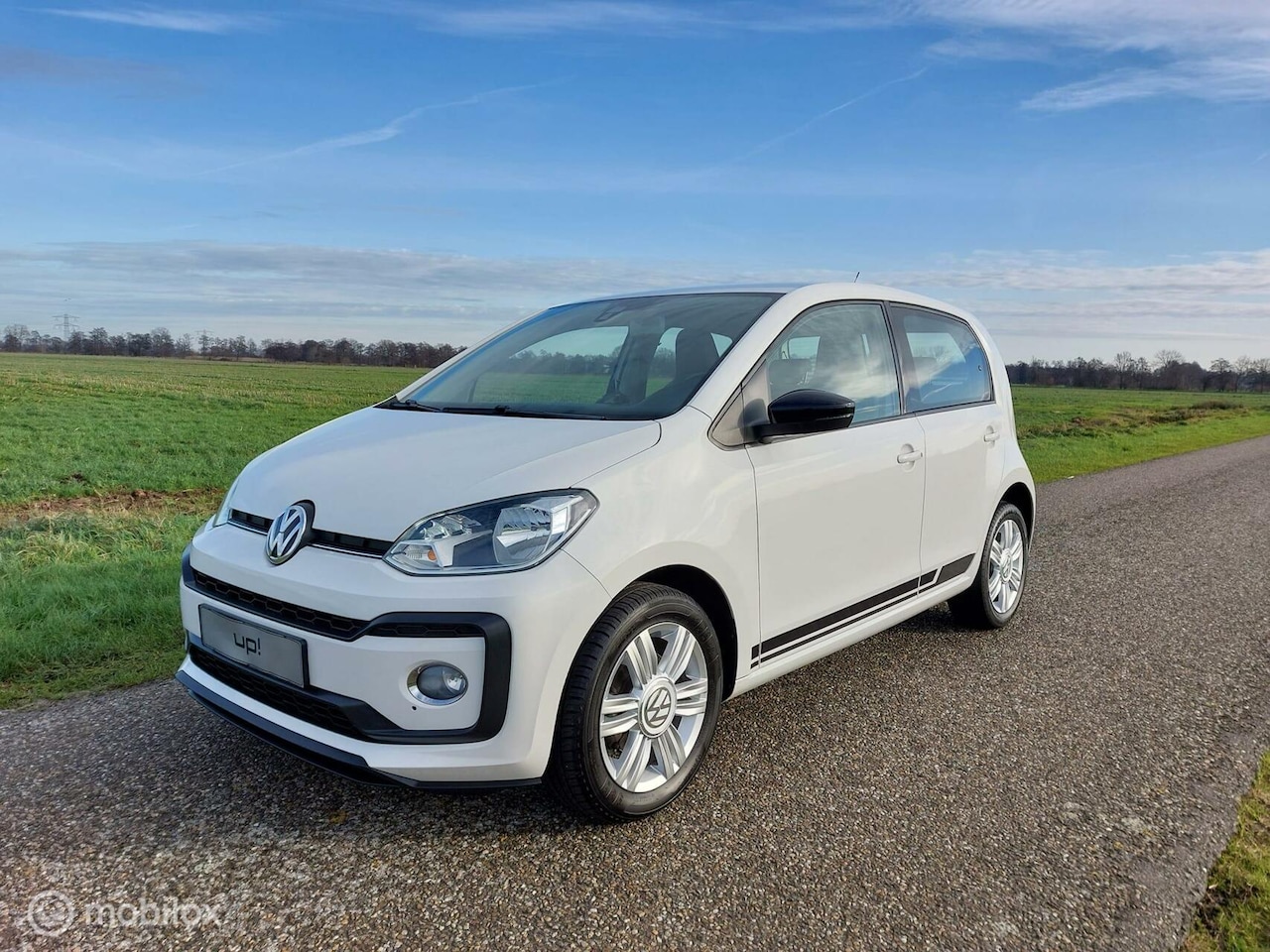 Volkswagen Up! - 1.0 TSI high up! 90pk /gti/tsi/facelift - AutoWereld.nl