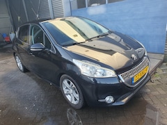 Peugeot 208 - 1.4 VTi Allure