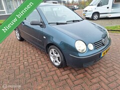 Volkswagen Polo - 1.4-16V