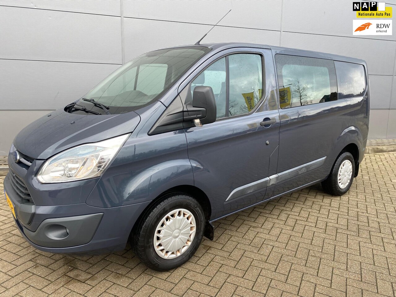 Ford Transit Custom - 270 2.2 TDCI L1H1 Trend DC 270 2.2 TDCI L1H1 Trend DC - AutoWereld.nl