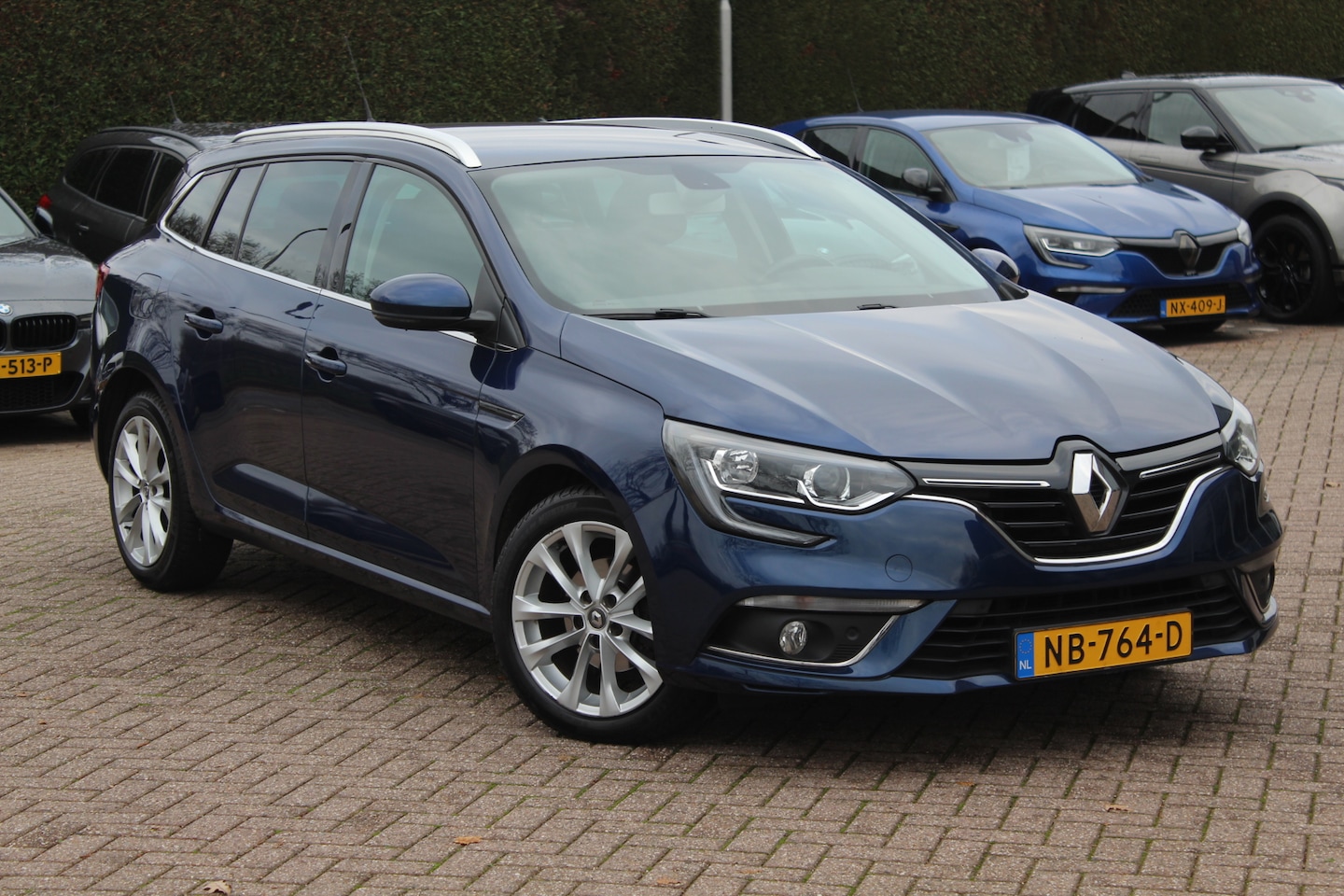 Renault Mégane Estate - 1.2 TCe Zen / Trekhaak / Navigatie / Parkeerhulp V+A / Cruise Control / Getint glas - AutoWereld.nl