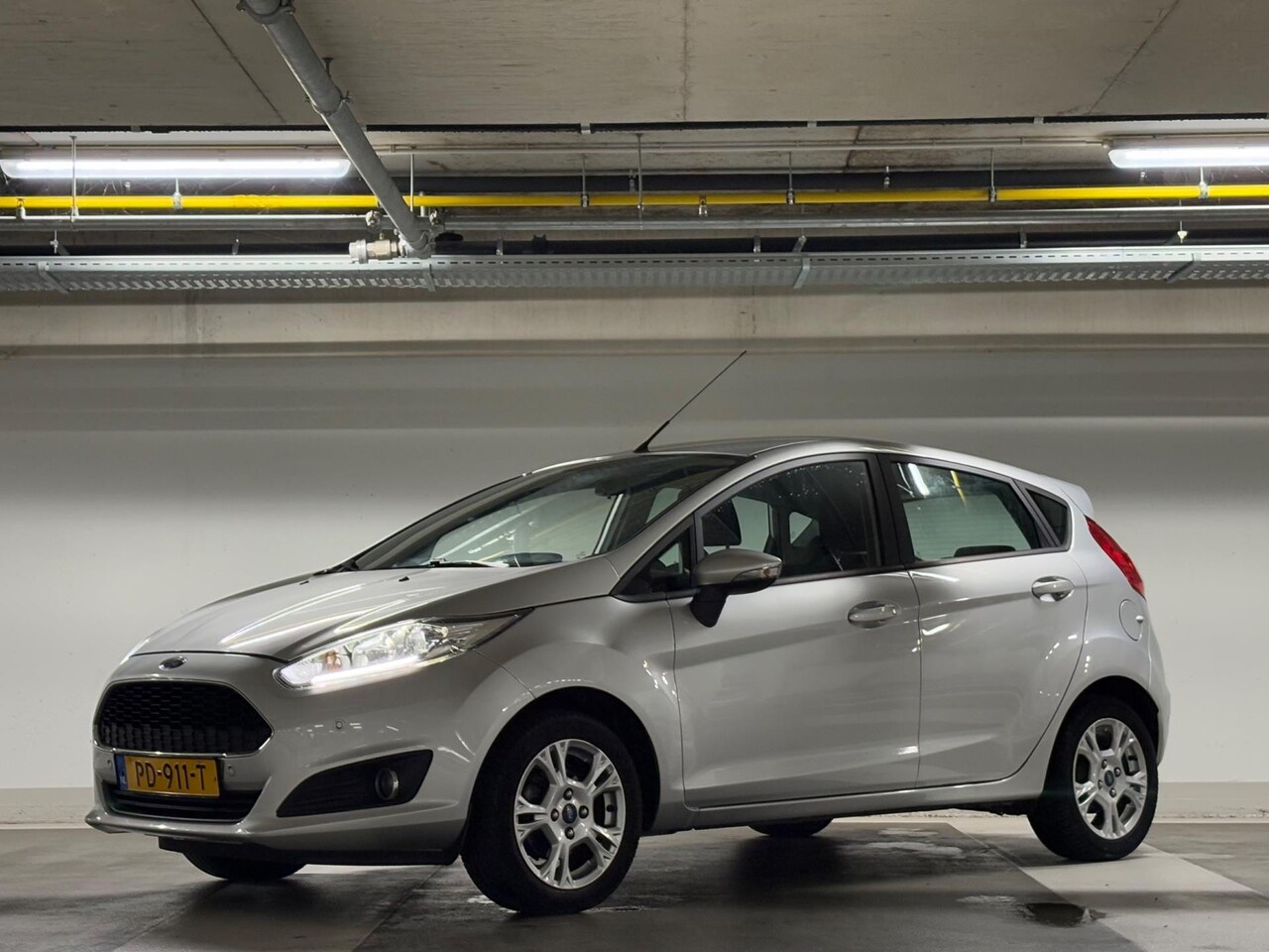 Ford Fiesta - 1.0 Style - navi - nap! - airco - cruise - - AutoWereld.nl