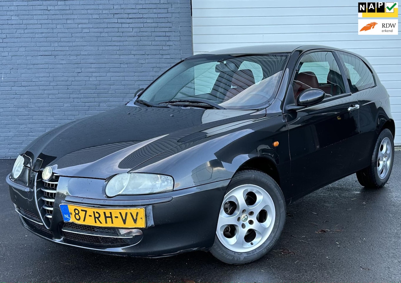 Alfa Romeo 147 - 1.6 T.Spark Distinctive NWE APK/LEDER/LUXEUITVOERING - AutoWereld.nl