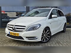 Mercedes-Benz B-klasse - 180 Ambition + SPORTPAKKET + VOLLEER + XENON + NAVI