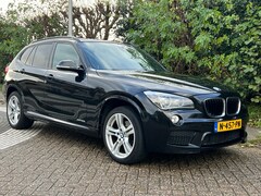 BMW X1 - 2.0i xDrive High Executive M pakket - Pano - Sportstoelen - 4 wielaandrijving - 184 PK