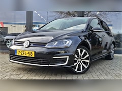 Volkswagen Golf - 1.4 TSI GTE + LED + NAVI + CRUISE + LM VELGEN