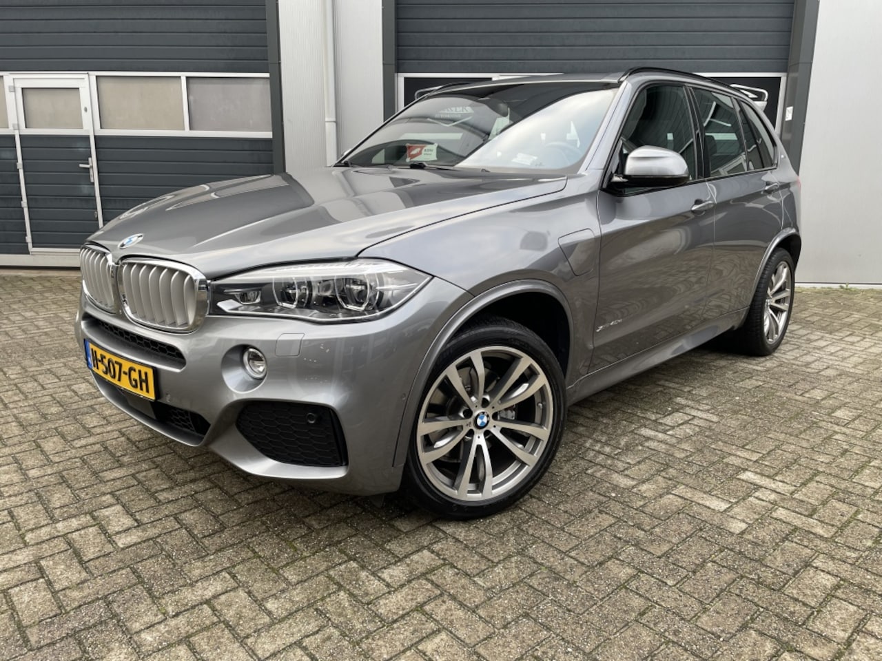 BMW X5 - xDrive40e High Exec. M-sport HUD Pano B&O Sfeer 360 camera Leer - AutoWereld.nl