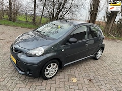 Toyota Aygo - 1.0 VVT-i Now