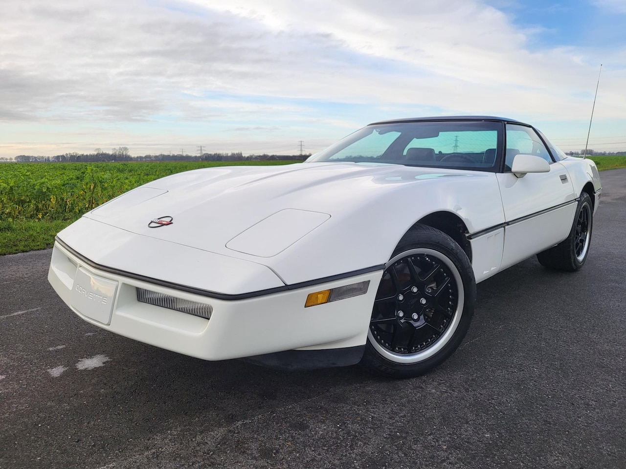 Chevrolet Corvette - USA 5.7 Targa Oldtimer v8 USA - AutoWereld.nl