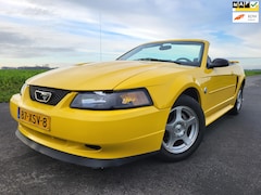 Ford Mustang Convertible - USA 3.8 V6 Cabrio