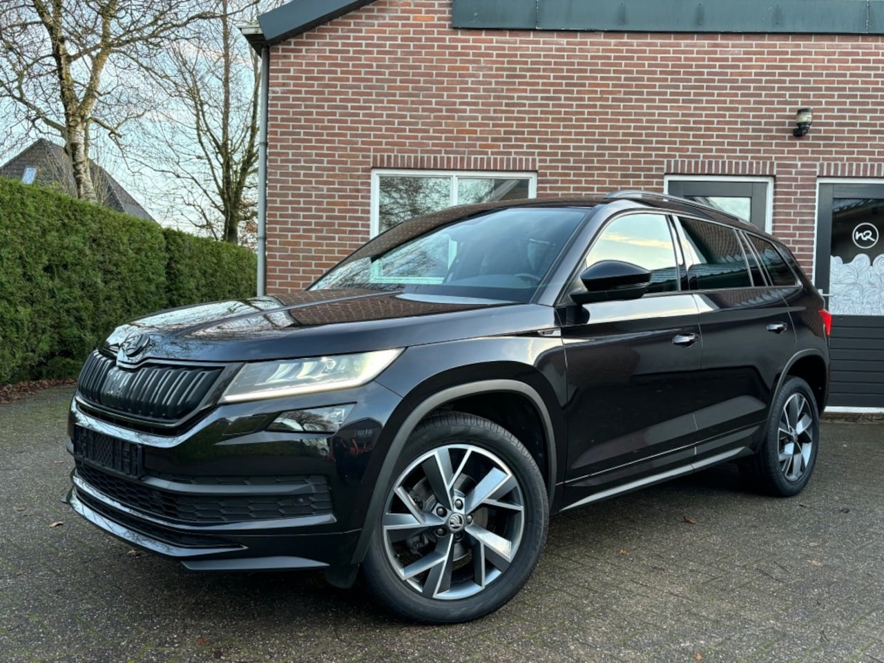 Skoda Kodiaq - 1.5 TSI Sportline II Aut. Pano. Canton, Virtuele cockpit - AutoWereld.nl