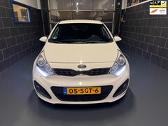 Kia Rio - 1.2 CVVT - Keyless - Airco - Bluetooth - PARK ASSIST- Start Stop - Nw. Apk