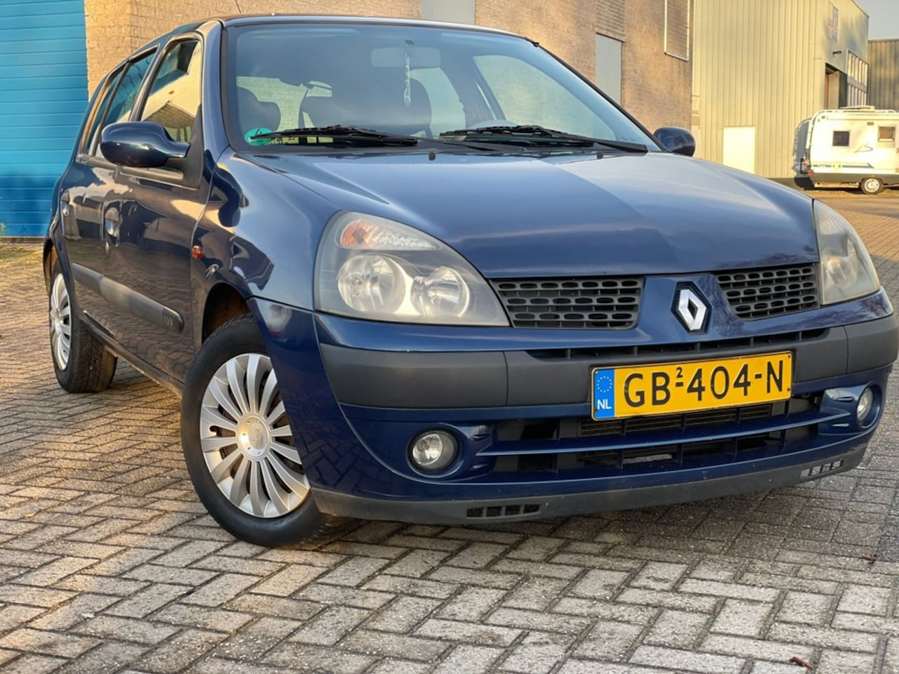 Renault Clio - 1.2-16V Authentique 1.2-16V Authentique - AutoWereld.nl