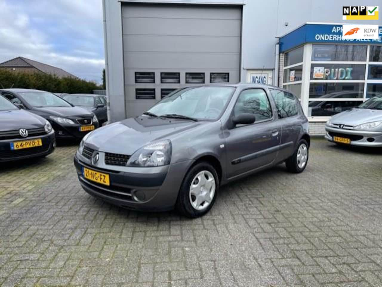 Renault Clio - 1.2-16V Expression APK/NAP - AutoWereld.nl