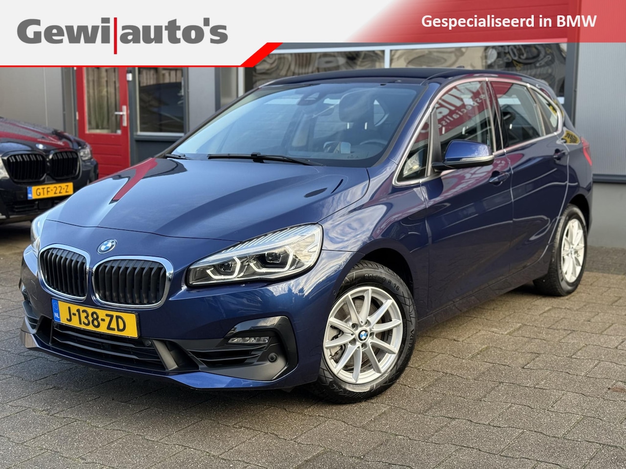 BMW 2-serie Active Tourer - 220i Executive Edition 220i Executive Edition - AutoWereld.nl