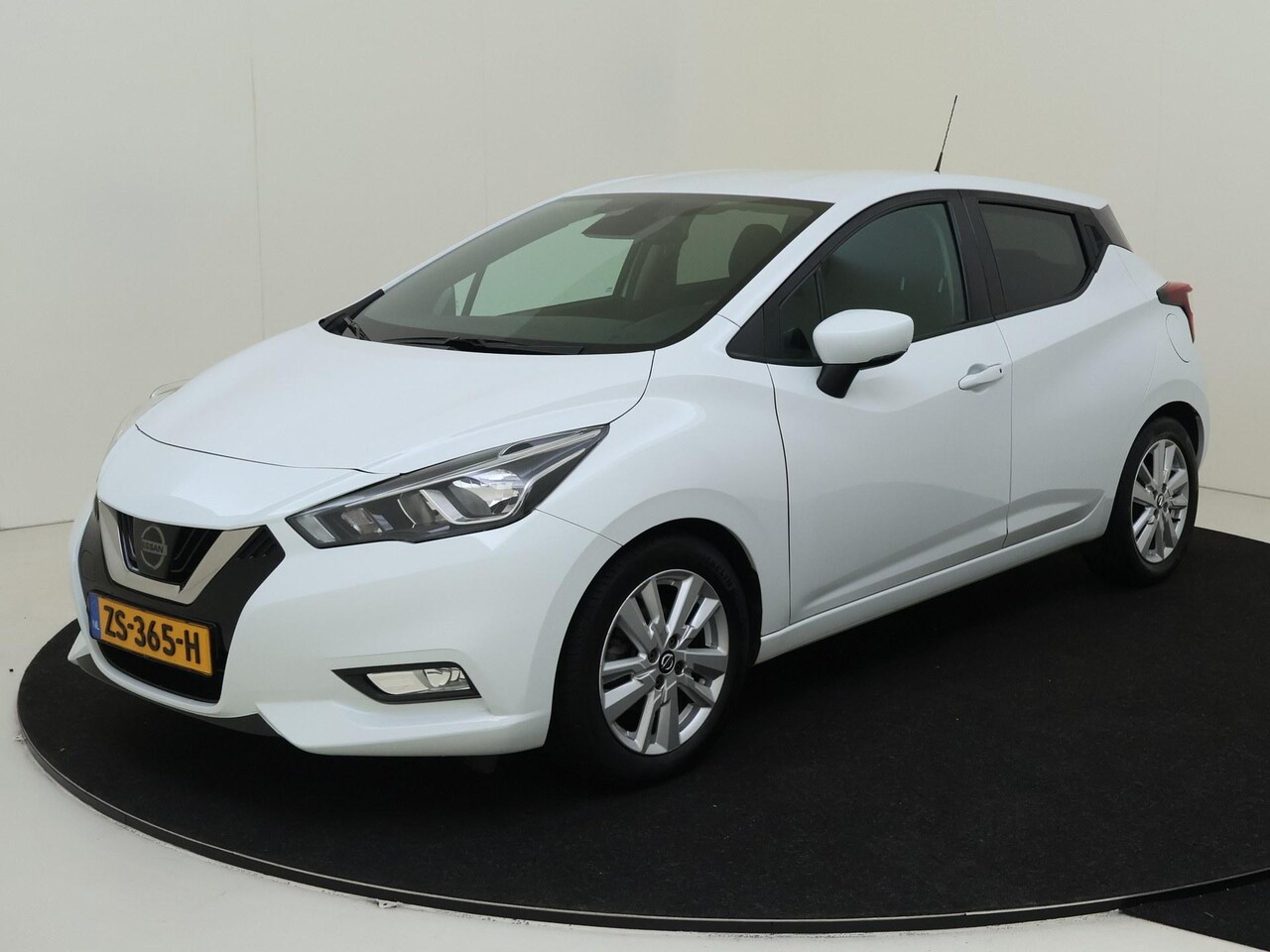 Nissan Micra - 1.0 - 100PK IG-T N-Connecta | Airco | 16 inch Velgen | Parkeersensoren | Cruise Control | - AutoWereld.nl