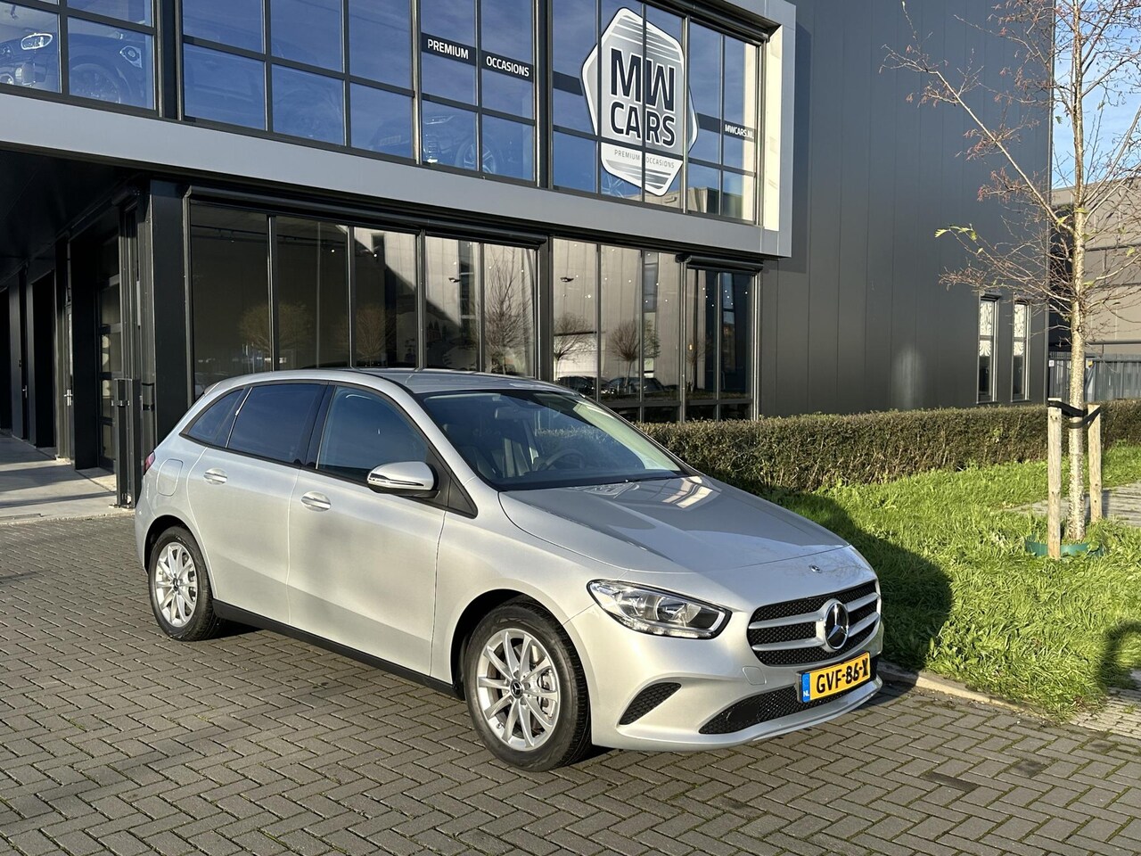 Mercedes-Benz B-klasse - 250 e Advantage Carplay CC DAB - AutoWereld.nl