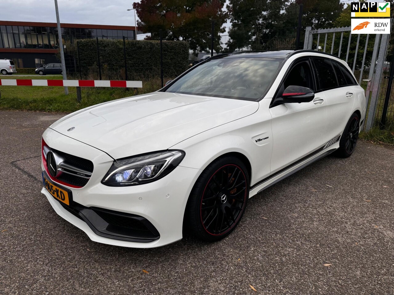 Mercedes-Benz C-klasse Estate - C63 S AMG Edition 1 Ceramic schaalstoelen 360cam Carbon C63s - AutoWereld.nl