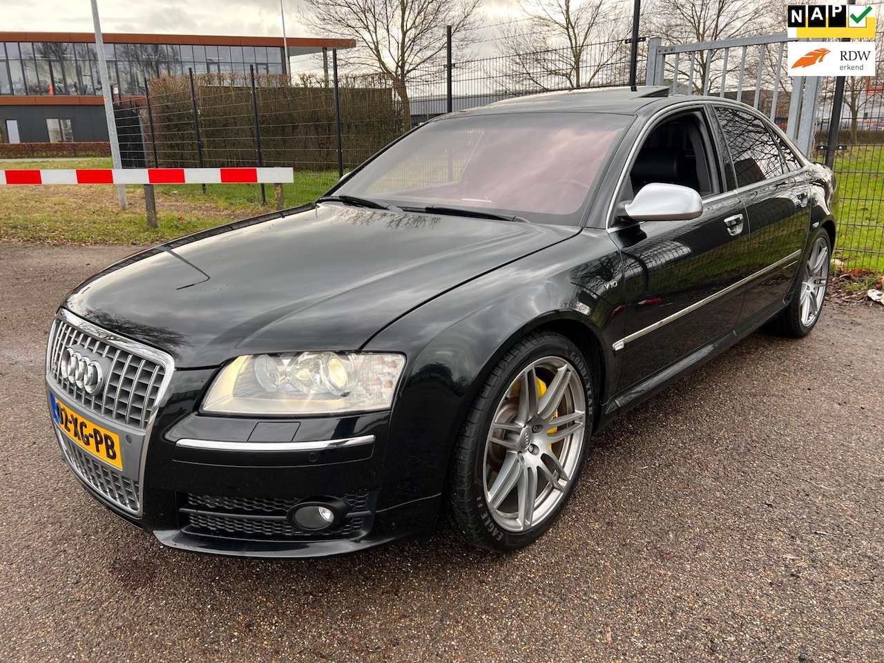 Audi S8 - 5.2 V10 NAP 20Inch Carbon Opendak Youngtimer - AutoWereld.nl