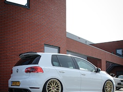 Volkswagen Golf - 2.0 GTI