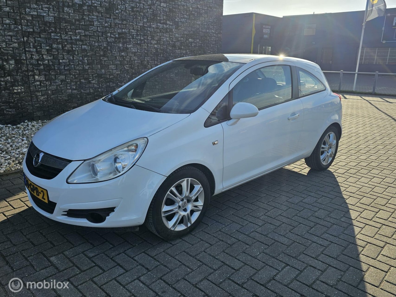 Opel Corsa - 1.4-16V Cosmo BOMVOL OPTIES! - AutoWereld.nl