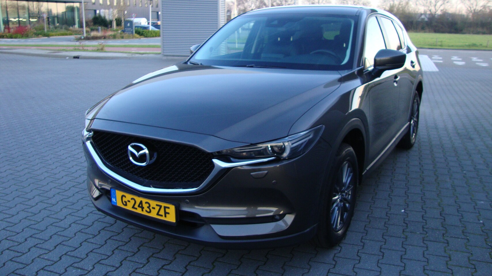 Mazda CX-5 - 2.0 SKYACTIV-G 165pk Tr.HaaK Leer 2WD Aut Business Comfort - AutoWereld.nl