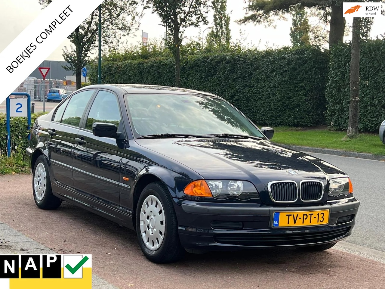 BMW 3-serie - 318i Executive *YOUNGTIMER|128.611KM NAP* ERG MOOI EN UNIEK - AutoWereld.nl