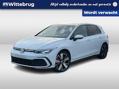 Volkswagen Golf - 1.4 eHybrid 245PK GTE / Stuur + Stoelverwarming / Achteruitrijcamera / LED / Digitale Cock