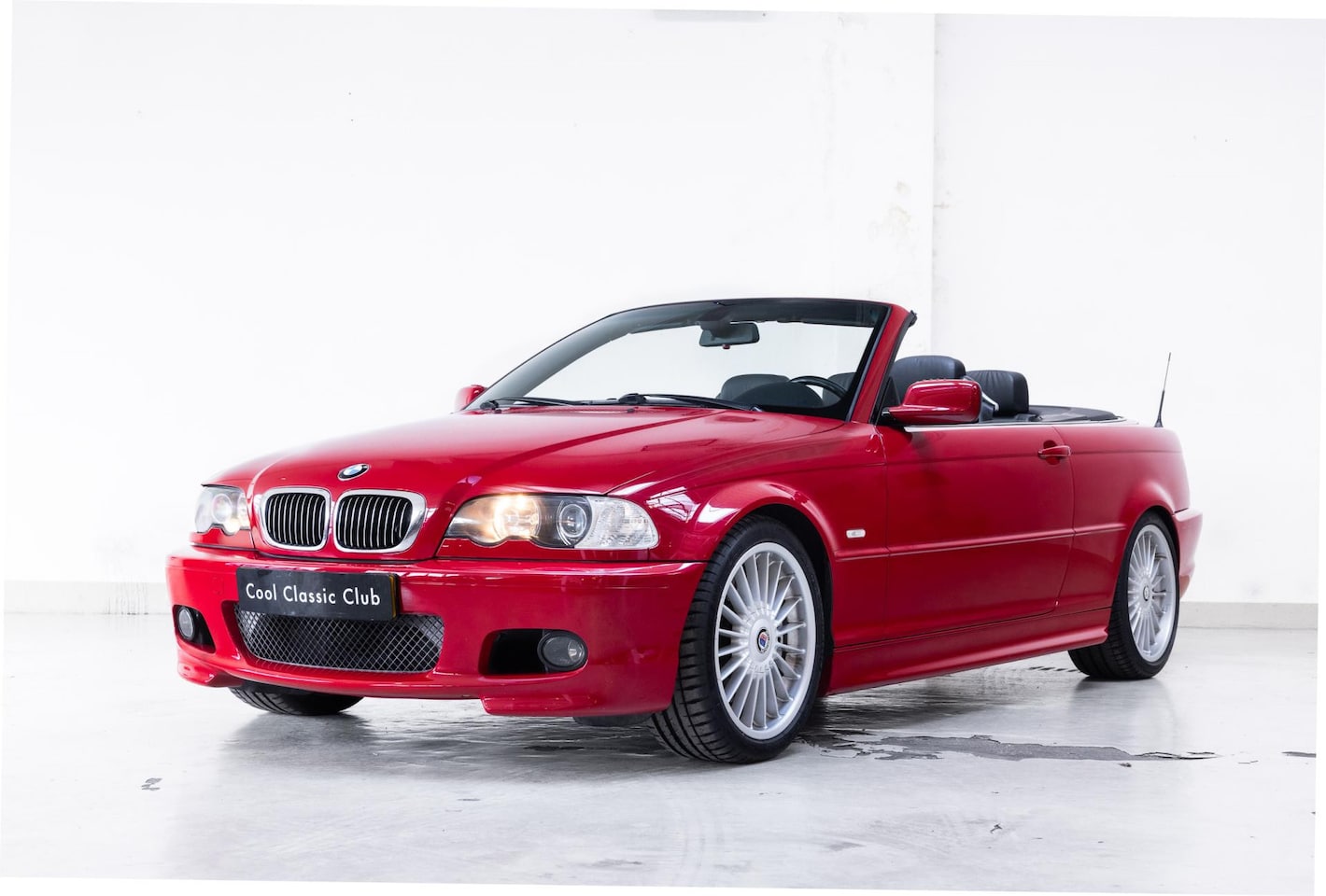 BMW 3-serie Cabrio - E46 330Ci - VAT - Individual Imola Red - - AutoWereld.nl