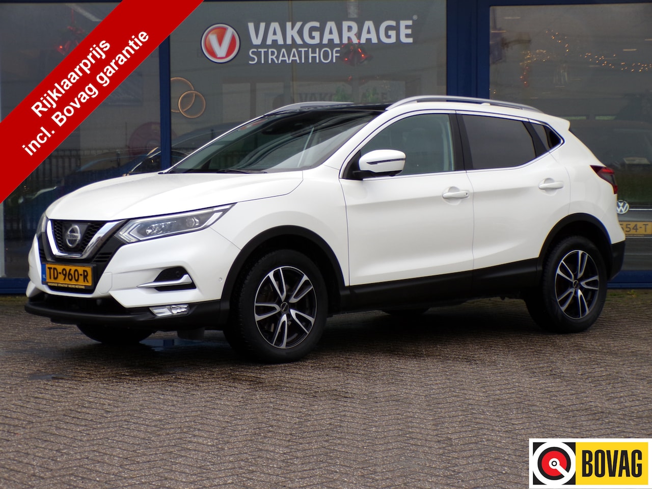 Nissan Qashqai - 1.2 Business Edition 1.2 Business Edition, Trekhaak / Camera 360 / Panoramadak / Navigatie / 17' LMV - AutoWereld.nl