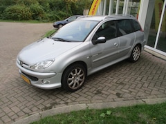 Peugeot 206 SW - 1.6-16V Quiksilver