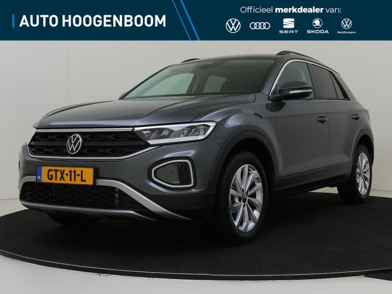 Volkswagen T-Roc - 1.5 TSI Life Business | Achteruitrijcamera | Keyless | Parkeerassistent | Stoelverwarming - AutoWereld.nl