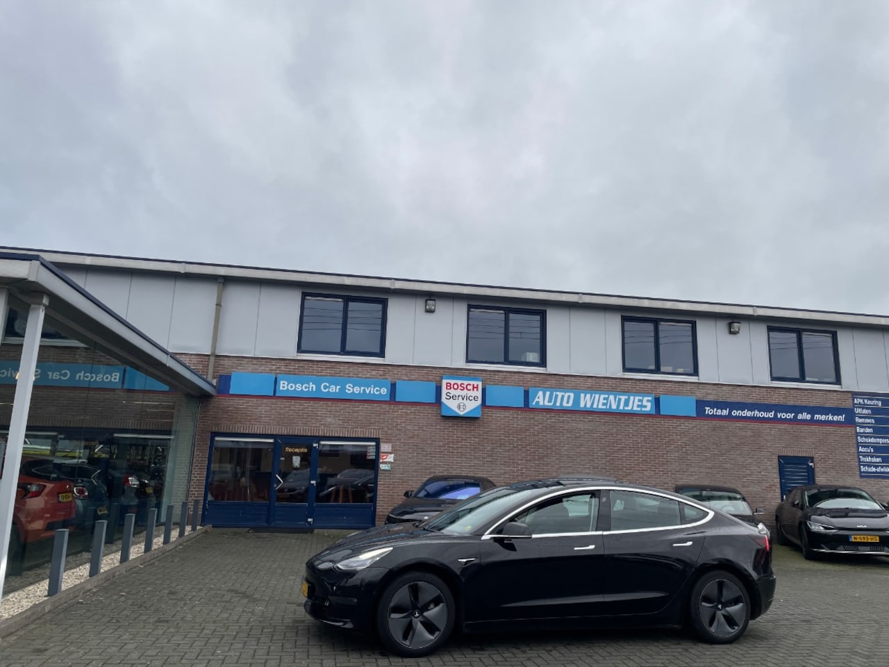 Tesla Model 3 - Long Range RWD Long Range AWD 75kWh | SOH 81% | Leer | Pano - AutoWereld.nl