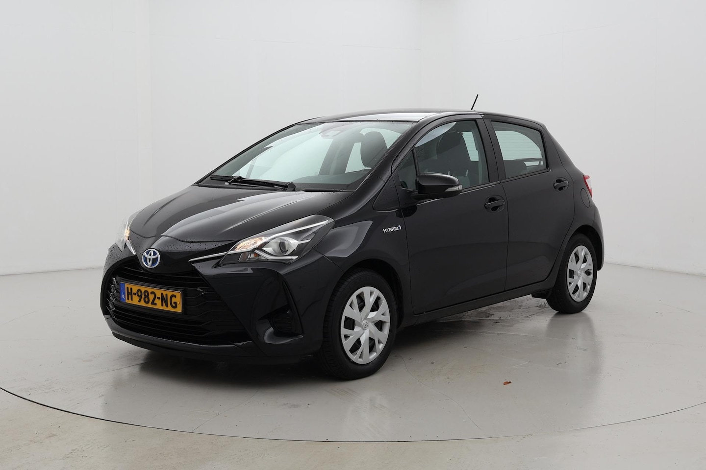 Toyota Yaris - 1.5 Hybrid Active Navigatie - AutoWereld.nl