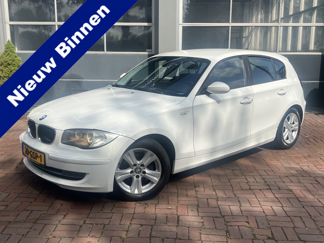 BMW 1-serie - 116i Business Line Bj 2008 Apk 05-2025 123pk Dealer onderhouden - AutoWereld.nl