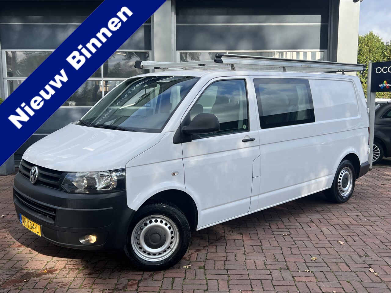 Volkswagen Transporter - 2.0 TDI L2H1 DC Trekhaak,Impriaal,Cv,Airco 2014 Km 171.000 NAP 2e eigenaar - AutoWereld.nl