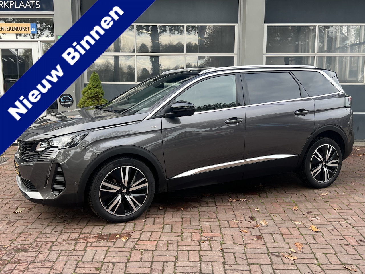 Peugeot 5008 - 1.2 PureTech Blue Lease GT Automaat Bj 2021 Km 152.000 7-pers 131pk - AutoWereld.nl