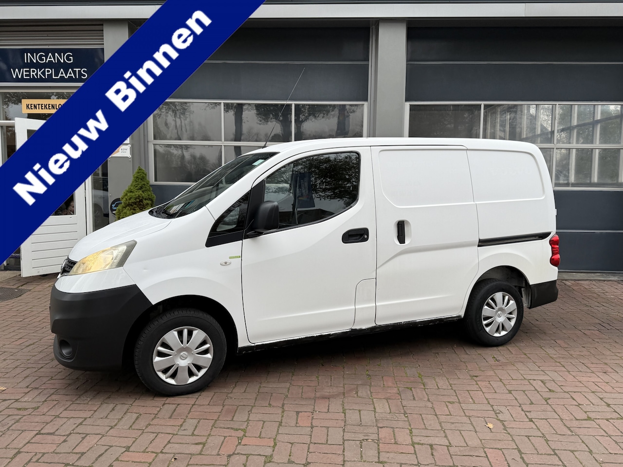 Nissan NV200 - 1.5 dCi Acenta Bj 2010 Nu 3950,- ex nwe apk - AutoWereld.nl