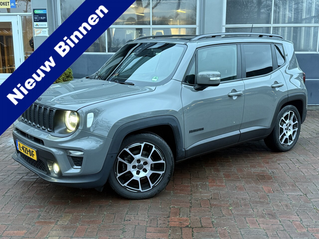 Jeep Renegade - 1.3T DDCT S LEER/LMV/SCHUIF-DAK/PDC/LED  04-2021 146.293 KM - AutoWereld.nl