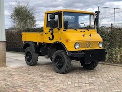 Mercedes-Benz Unimog - 407 In perfecte staat met landbouwkenteken