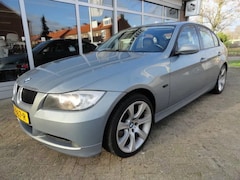 BMW 3-serie - 320i Executive